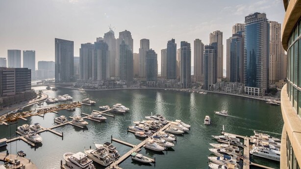 Marina - Striking 1BR in Dubai Marina - Minutes From Beach (Dubai)