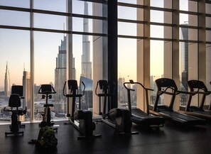Fitness facility - Splendid 1BR in Difc With Burj Khalifa Views (Dubai)