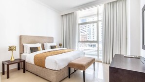 2 bedrooms, laptop workspace, iron/ironing board, WiFi - Superior 2BR in Magnificent Dubai Marina! (Dubai)