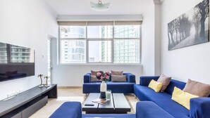 TV - Superior 2BR in Magnificent Dubai Marina! (Dubai)