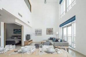 Interior - Unique + Stunning 2BR Loft in Downtown Dubai! (Dubai)