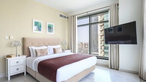 Room - Phenomenal Burj Khalifa Views in This Lovely 2br! (Dubai)