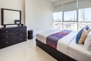 2 bedrooms, laptop workspace, iron/ironing board, WiFi