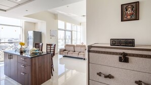 Lobby - Premier 2BR Apartment in JVC Community - Sleeps 5! (Dubai)