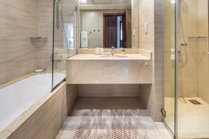 Bathtub