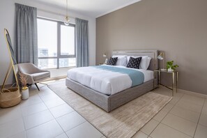 2 bedrooms, laptop workspace, iron/ironing board, WiFi