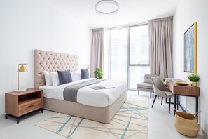 1 habitación y espacio para trabajar con laptop 