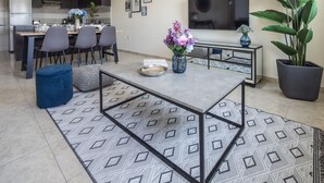 Interior - Top Rank 2BR in Trendy Jumeirah Village Triangle! (Dubai)