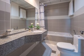 Bathtub - Top Rank 2BR in Trendy Jumeirah Village Triangle! (Dubai)