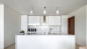 Unclassified image, 4 of 30, button - Upscale 3BR Apartment In Prime Location - City Walk (Dubai)
