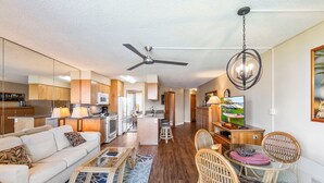 Smart TV - Relaxing garden setting with ocean view A210 (Kihei)