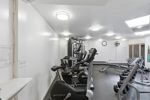 Fitness facility - Relaxing garden view setting with ocean views A211 (Kihei)