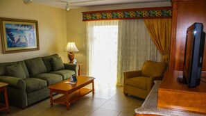 TV, DVD player - 2 Bdrm intercostal Water View @ Fort Lauderdale Beach Resort, FL (Fort Lauderdale)