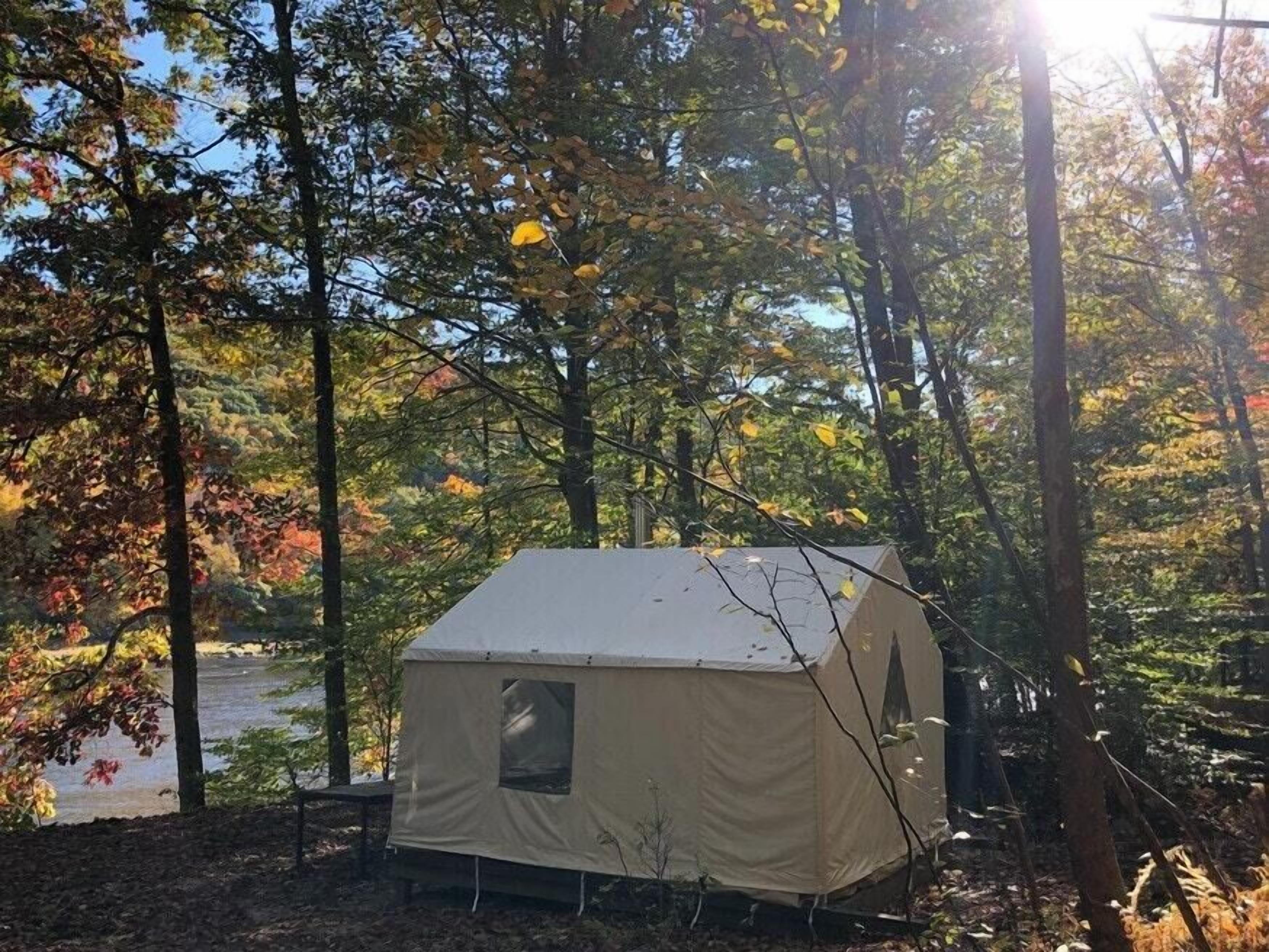 Tentrr Signature Site - River's Edge on the Canal