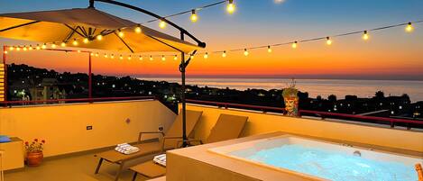 Bain à remous extérieur