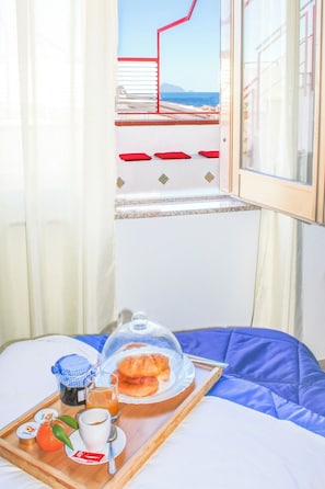 Interior - Duke of Aosta Terrace with private mini-pool (Acquedolci)