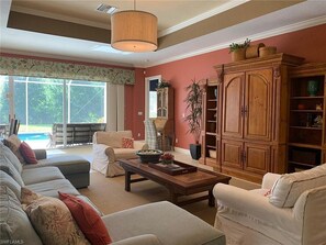 TV, offices - Private home heated pool and spa in a quiet  gated community  Vanderbilt Beach.  (Naples)