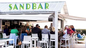 Bar (in der Unterkunft)