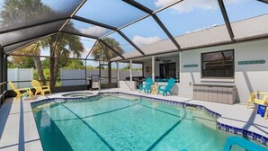 Unclassified image, 3 of 28, button - Turquoise Turtle - pool and spa, beautifully furnished (Englewood)
