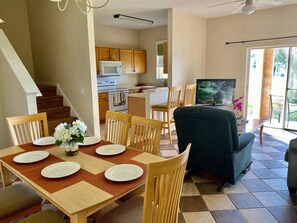 House, Multiple Beds, Private Pool | Living room