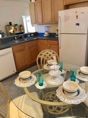 House, Multiple Beds, Private Pool | Private kitchen | Fridge, microwave, oven, stovetop