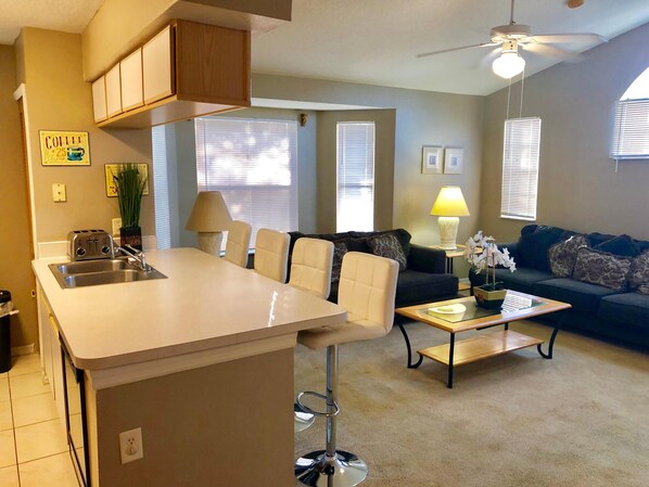 Condo, Multiple Beds, Private Pool