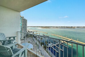 Property grounds - Experience luxury at Caribe D803, a spacious 3-bedroom, 3-bathroom condo in Orange Beach, AL (Orange Beach)