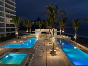 Alberca al aire libre 