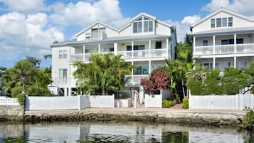 House, Multiple Beds (Island Chic) | Exterior