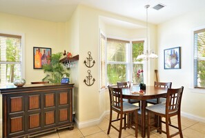 House, Multiple Beds (Captains Daughter) | Dining - Captains Daughter (Key West)