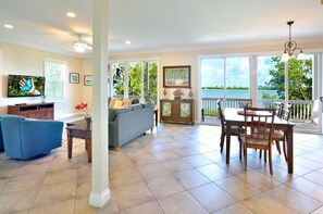 Casa, varias camas (Seaside Retreat) | Restauración