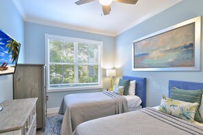 콘도, 침대(여러 개), 베이 전망 (Bayview South 801 Eisenhower Dr. #6) | 4 개의 침실