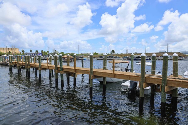 콘도, 침대(여러 개), 베이 전망 (Bayview South 801 Eisenhower Dr. #6) | 마리나