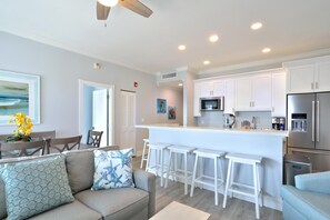 Condo, Multiple Beds, Bay View (Bayview South 801 Eisenhower Dr. #6) | Private kitchen - Bayview South 801 Eisenhower Dr. #6 (Key West)