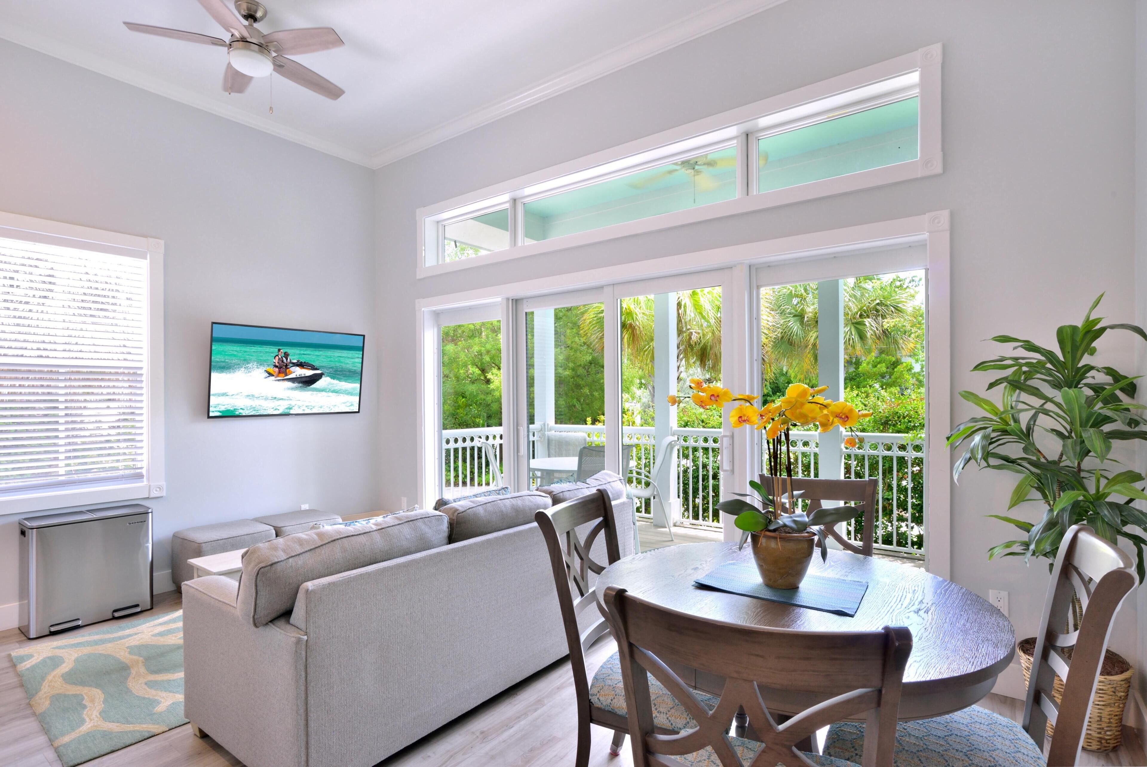 Condo, 1 Katil Raja (King) (Sunset South) | Tempat makan