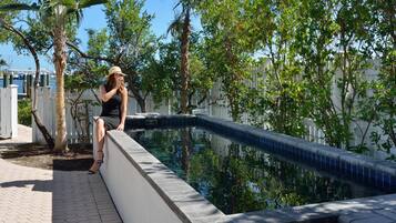 House, Multiple Beds, Bay View (Bayview Retreat) | Balcony