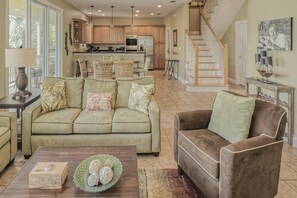 House, Multiple Beds (Havana Daydream) | Living room - Havana Daydrea m (Key West)