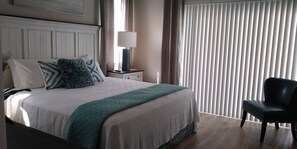 6 bedrooms, in-room safe, iron/ironing board, travel cot