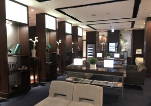 Lobby - Twin smoking allowed With breakfast / Osaka Ōsaka (Osaka)