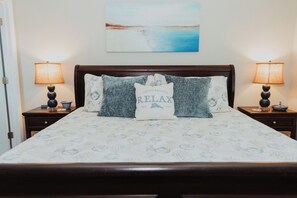 3 chambres, coffre-fort, bureau, fer et planche à repasser