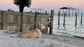 Am Strand, Liegestühle, Strandtücher
