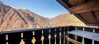 Holiday Apartment “Untervernatsch Enzian” with Balcony, Shared Outdoor Area & Wi-Fi