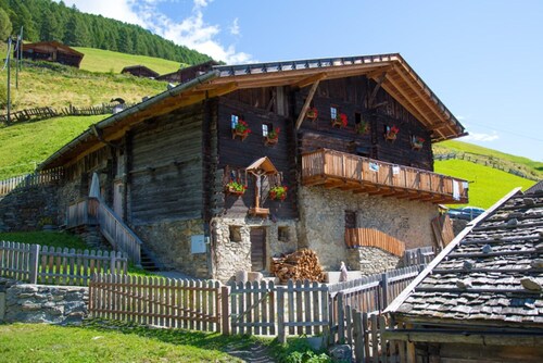 Appartement de vacances "Untervernatsch Enzian" avec balcon, espace extérieur partagé et Wi-Fi