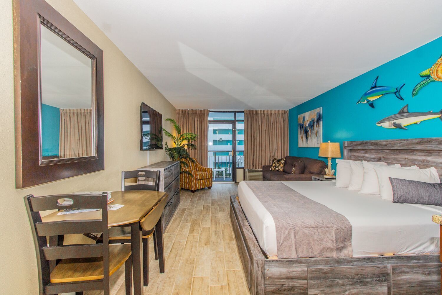 Interior Studio Suite~Landmark 618