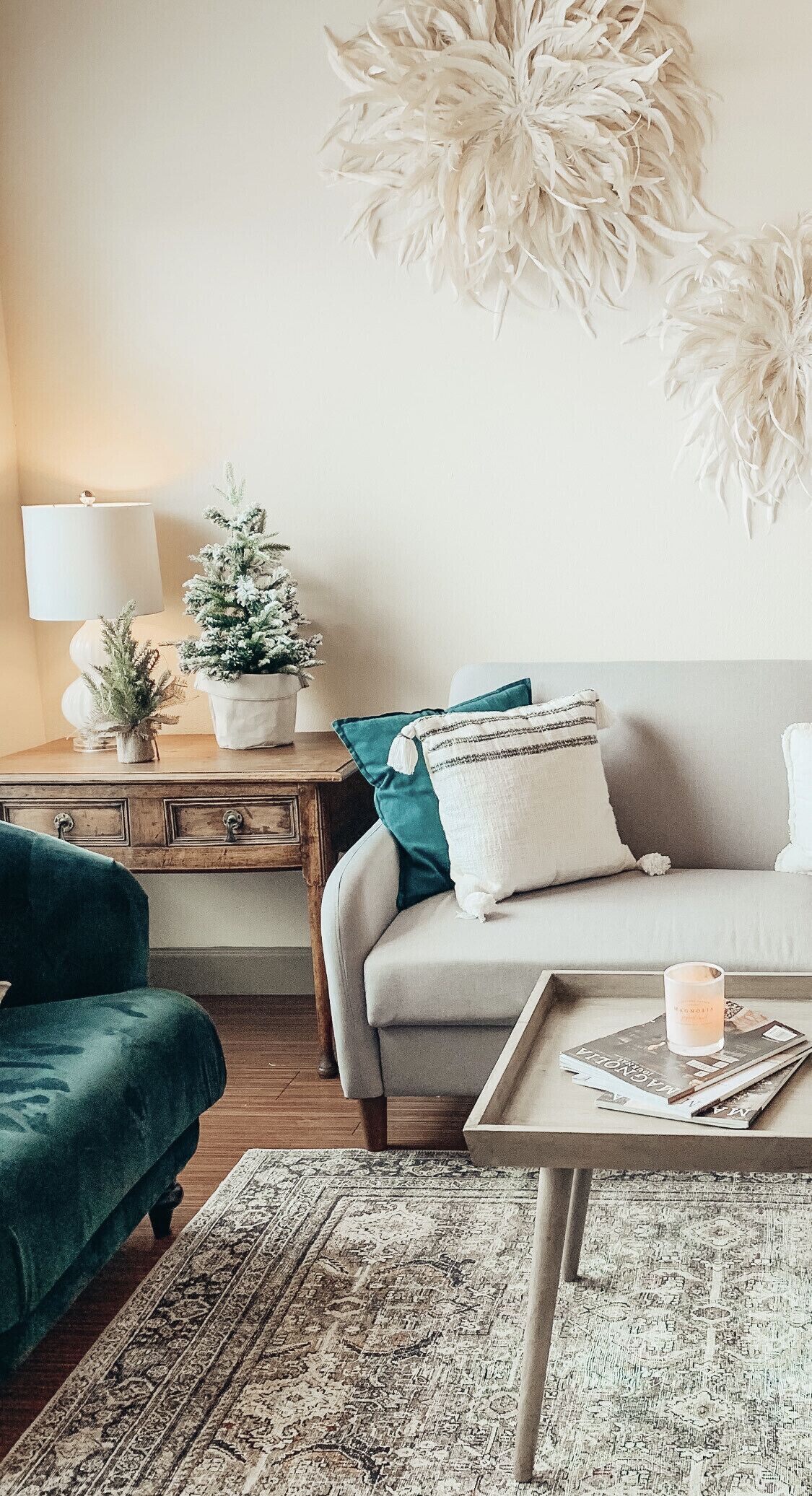 Walk to Magnolia Market, Eateries & Shopping