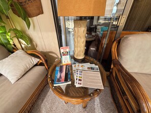 Interior - Heart of Kona Ocean View Condo w/ Pool, Oversized Lanai, Incredible Location (Kailua-Kona)