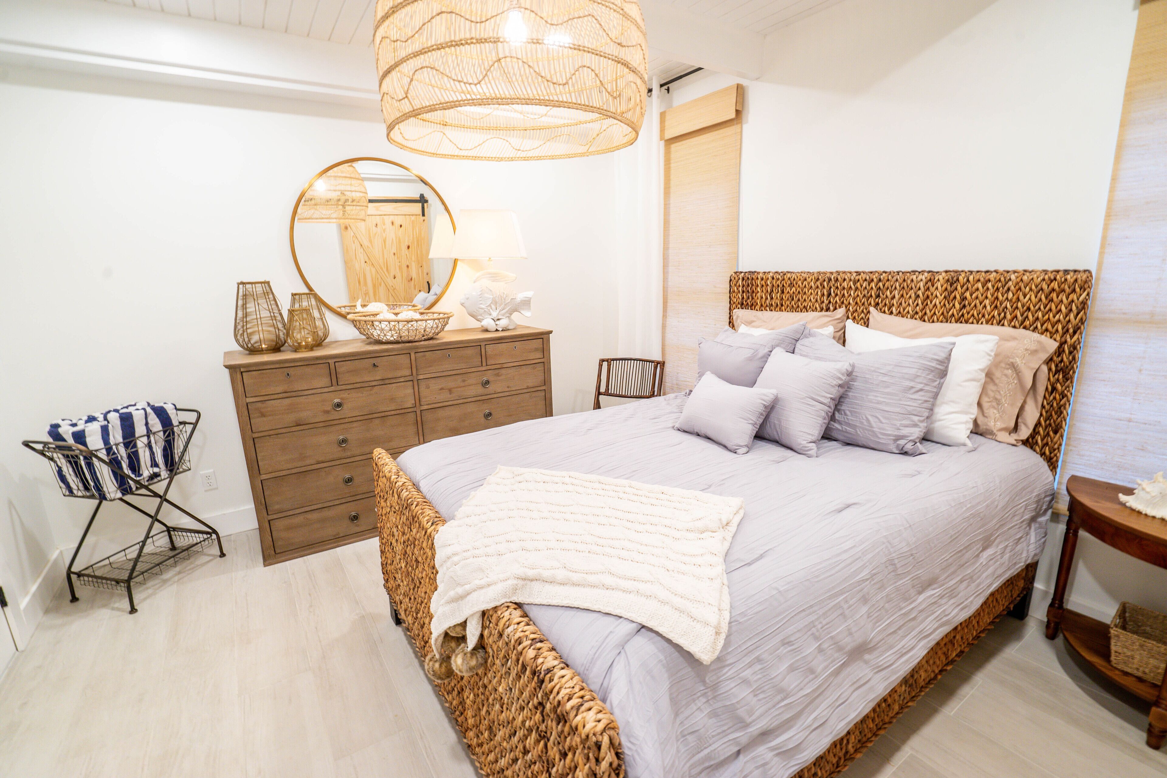 2 bedrooms, WiFi (free), bed sheets