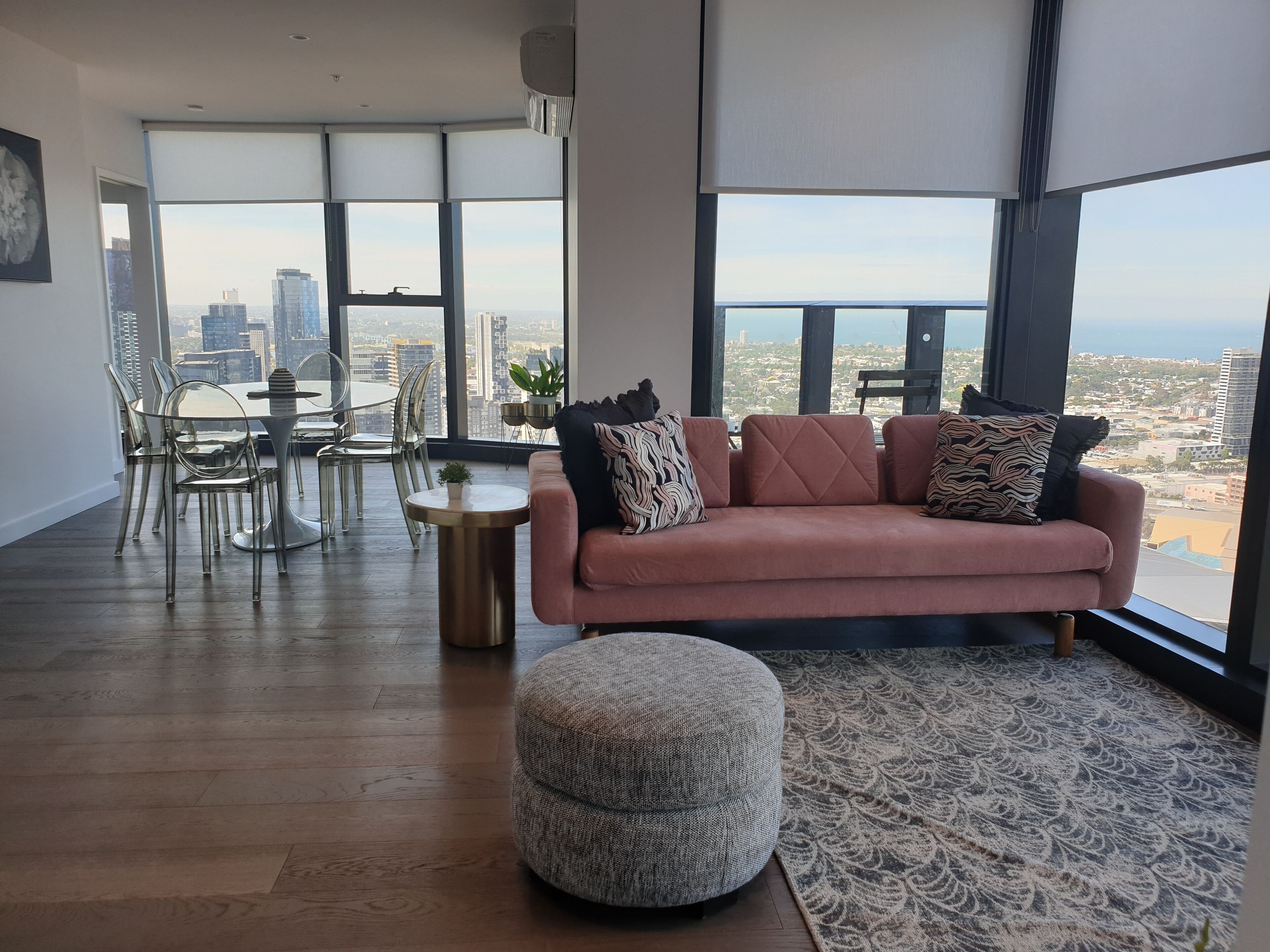 Orange Stay At Melbourne Quarter — image 16