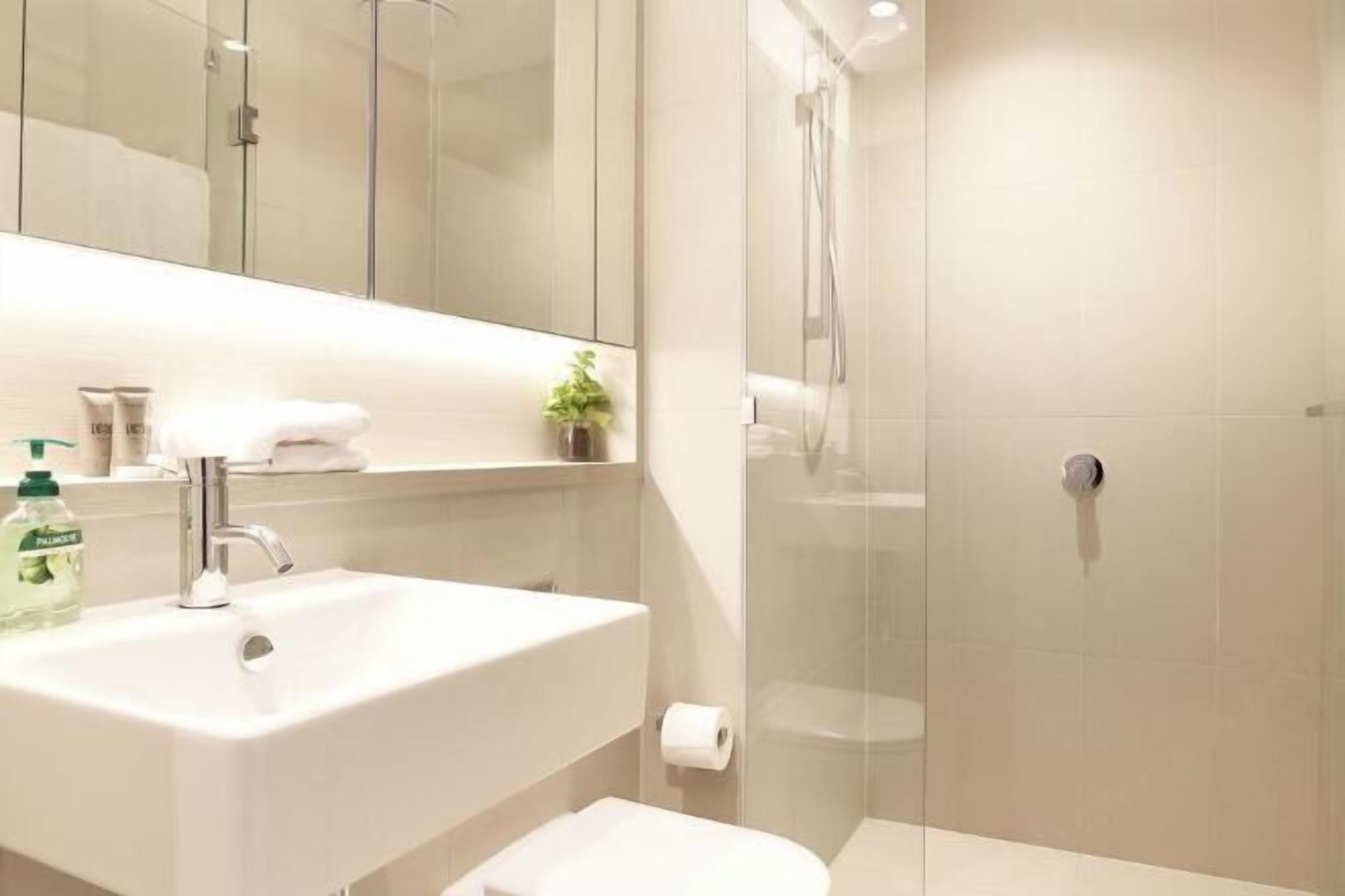 Bathroom | Shower, free toiletries, hair dryer, towels