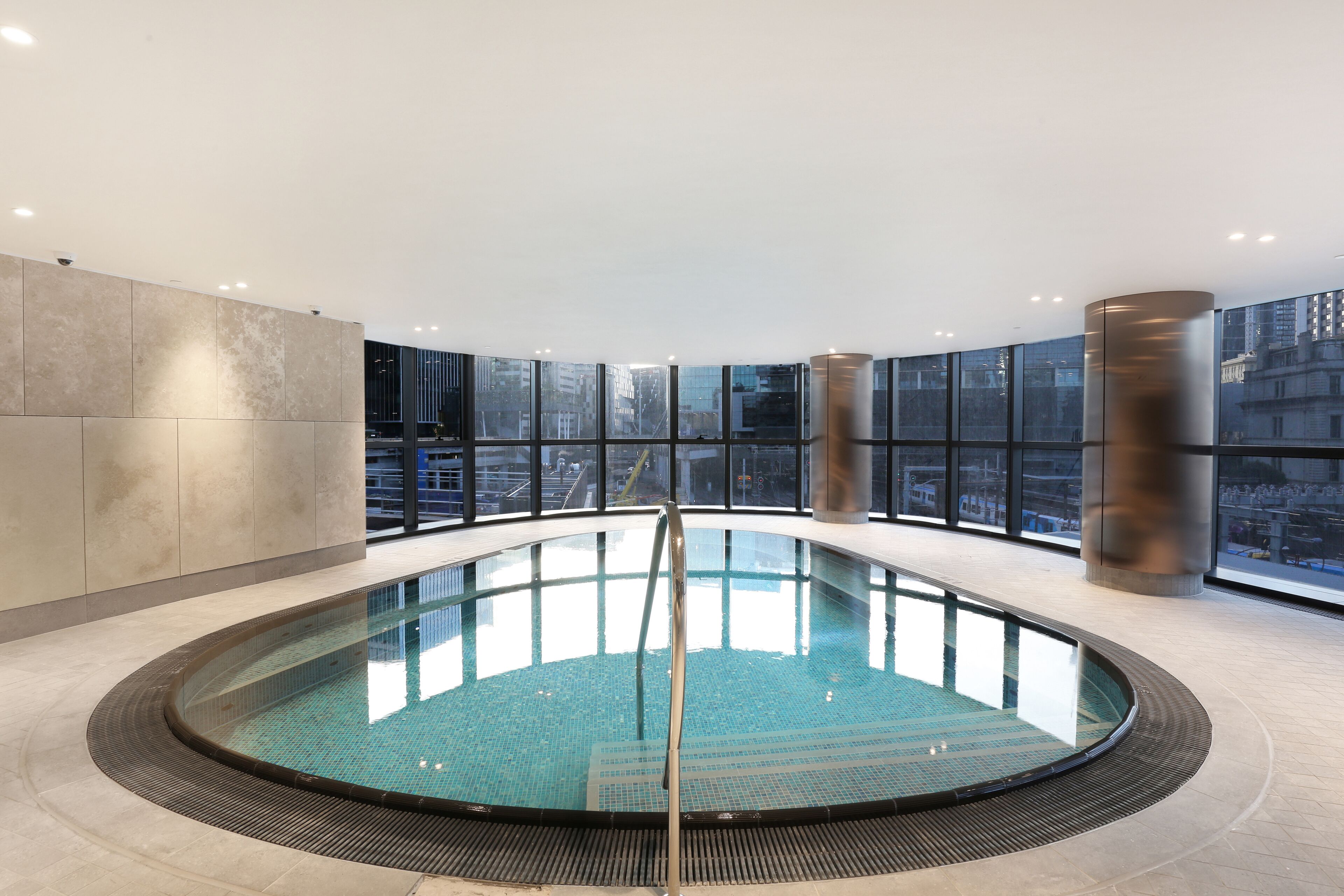 Orange Stay At Melbourne Quarter — image 2